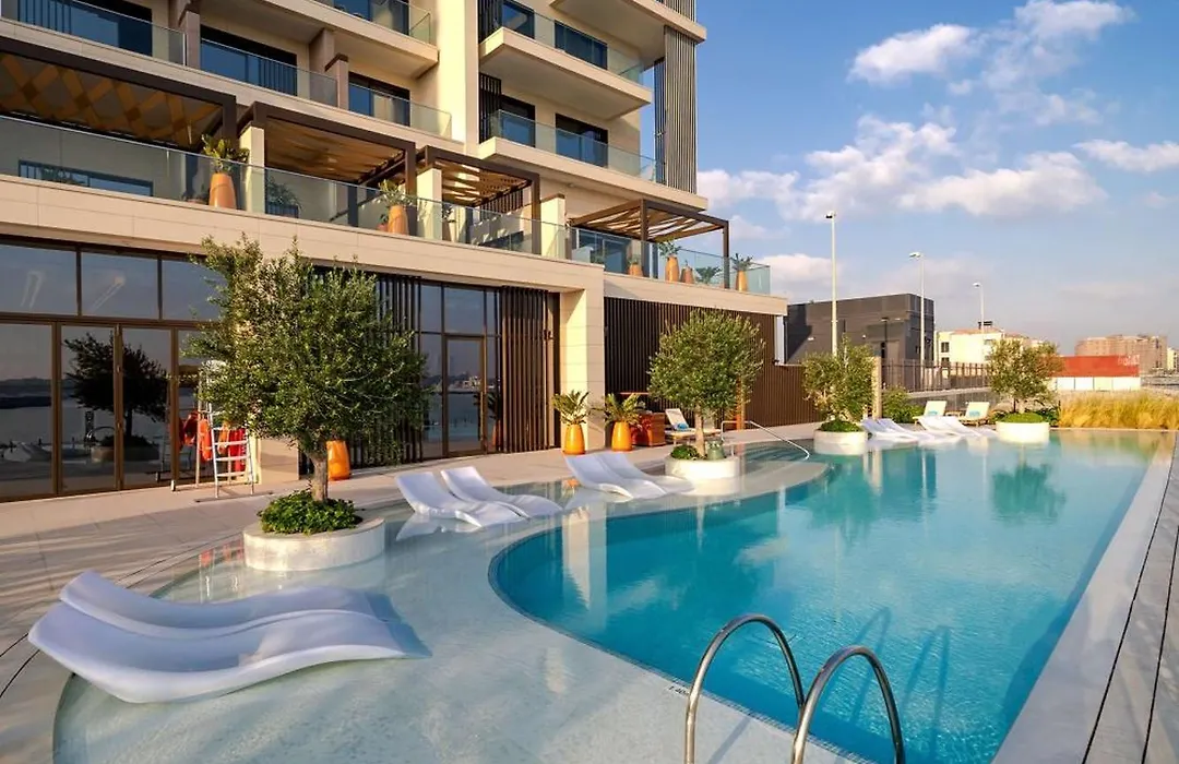 Hyatt Centric Jumeirah Dubai-1